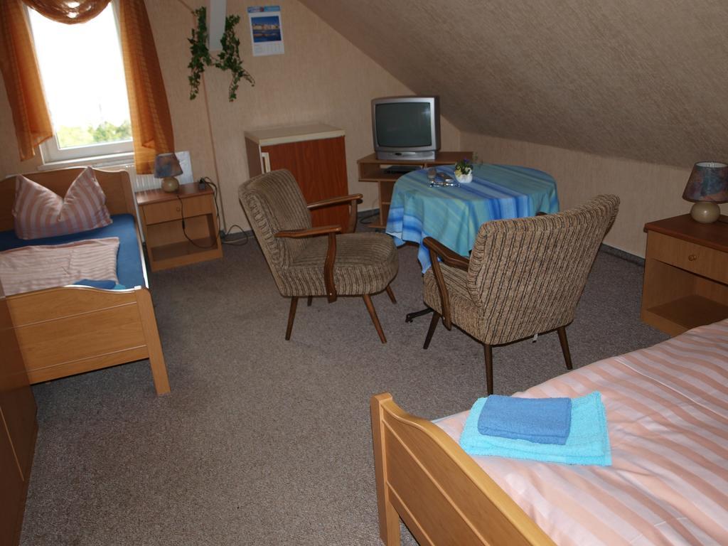 Die Frohliche Einkehr Pension Siebenlehn Zimmer foto